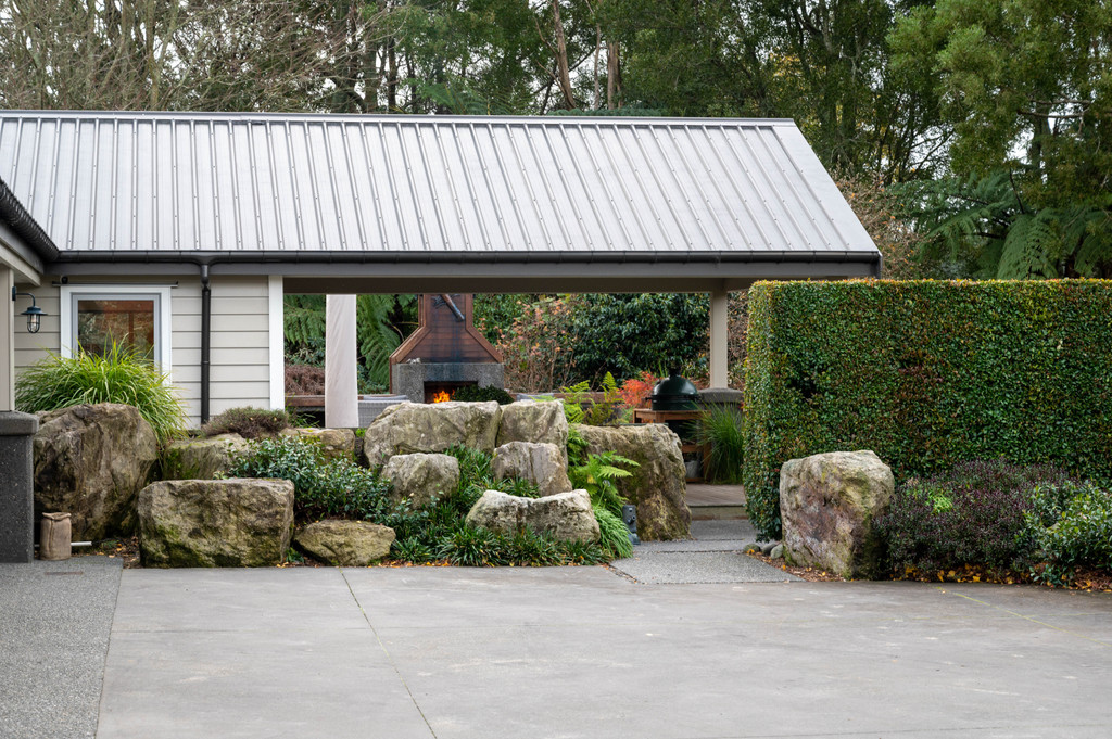 Spectacular, Stylish, Secluded