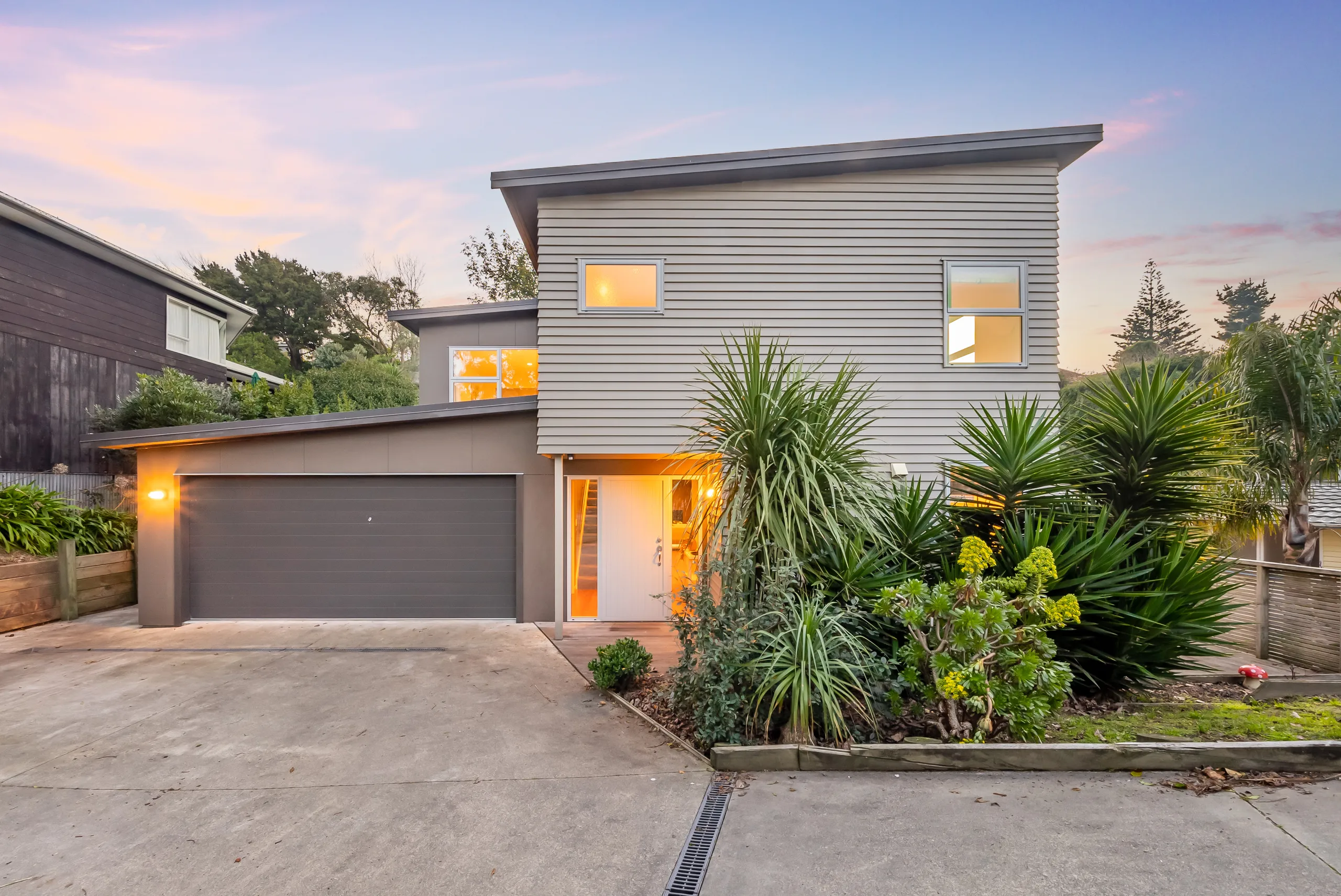 25 Renown Road, Raumati South, Kapiti Coast