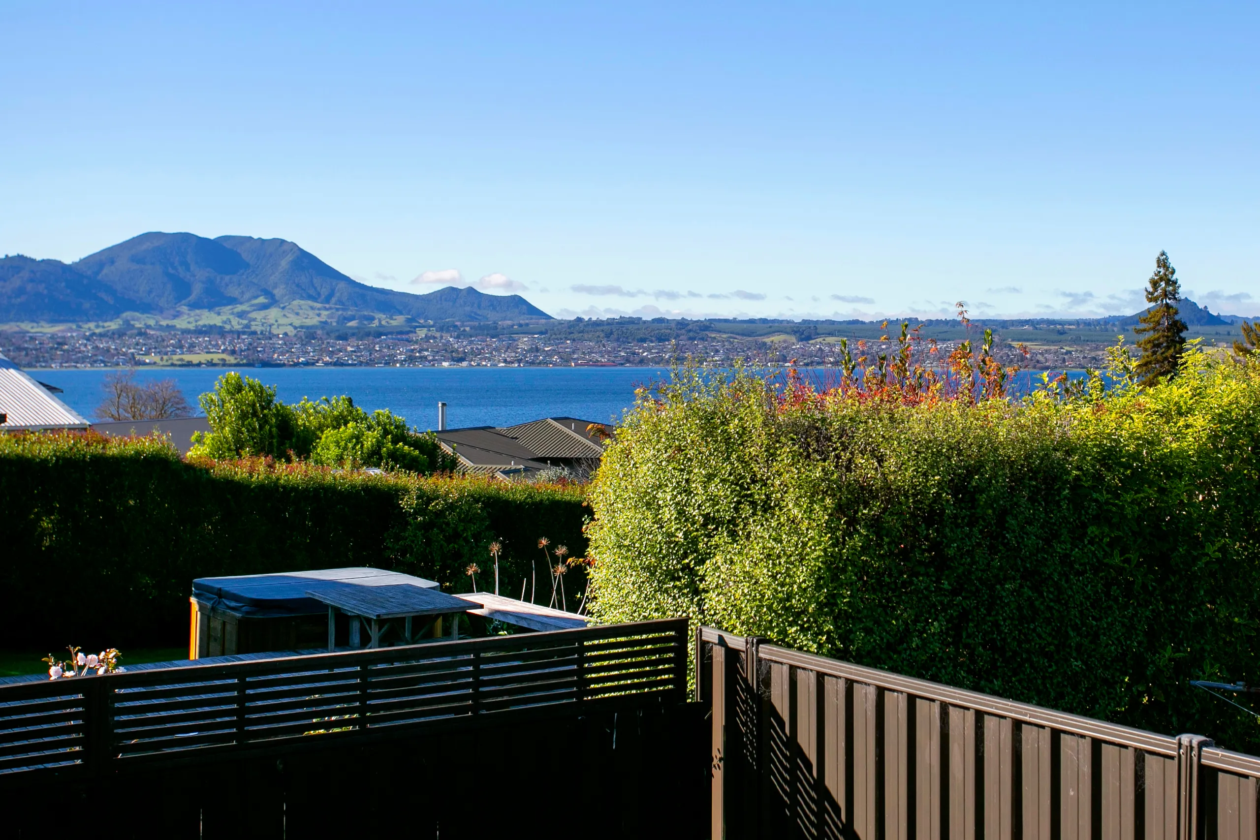 11 Besley Place, Acacia Bay, Taupo