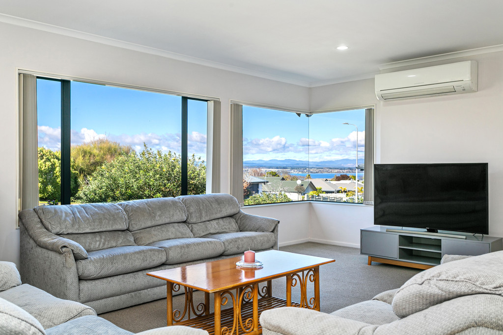 Single Level With A View