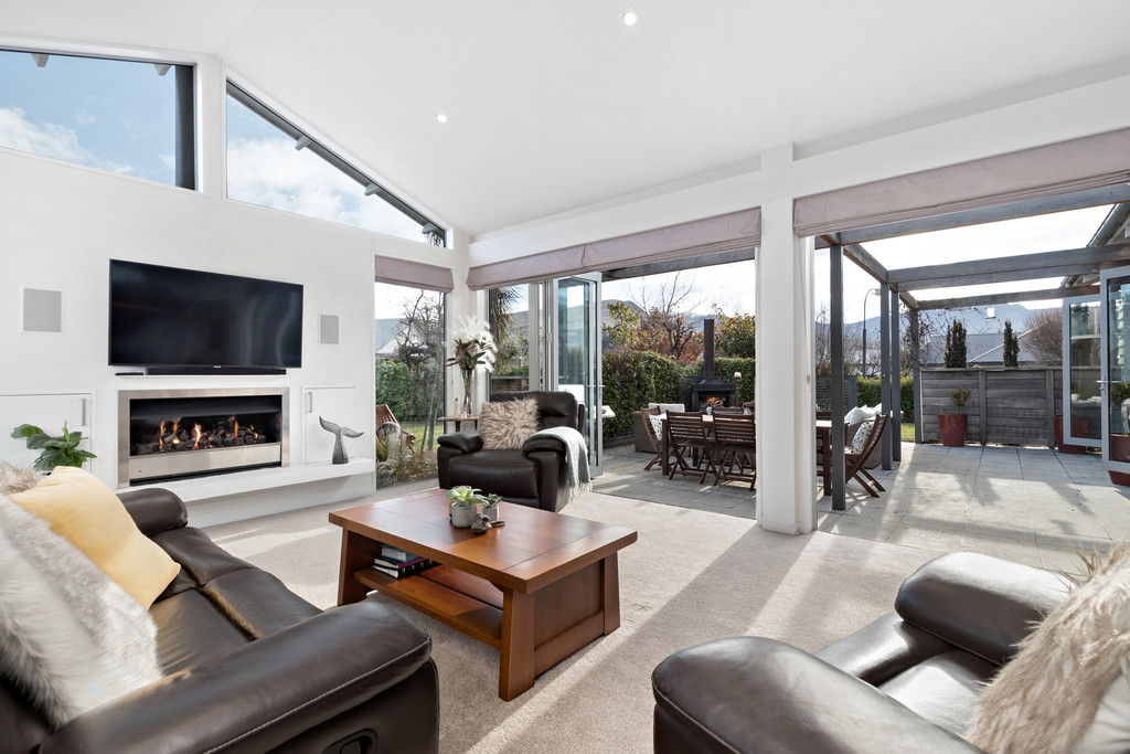 Great House - Great Street