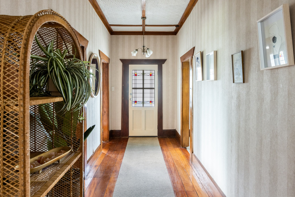 Napier South Bungalow 