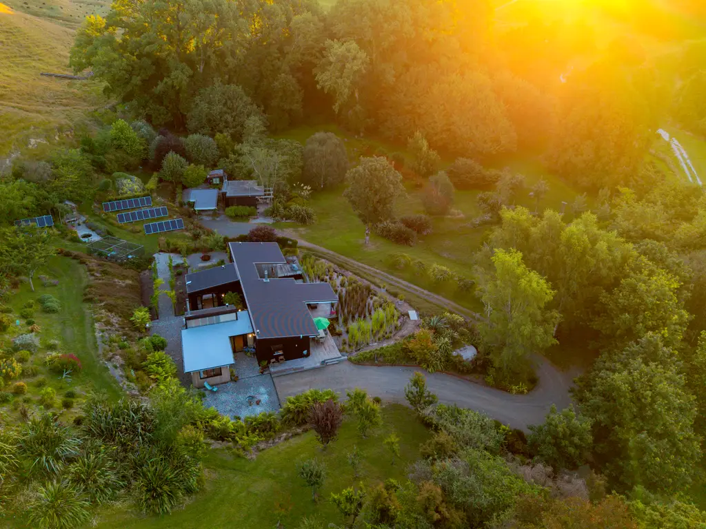 TAUP2586 twilight (2)