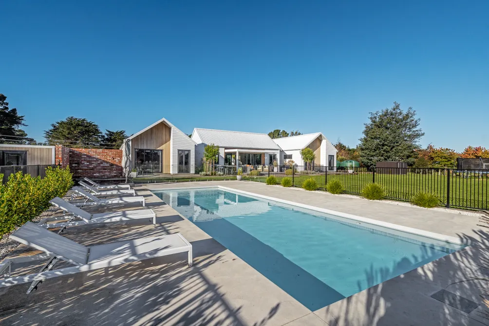 Unapparelled Lifestyle Living