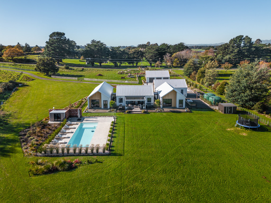 Unapparelled Lifestyle Living