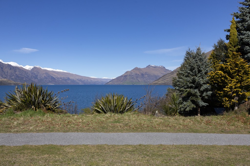 Sublime Kelvin Heights Waterfront Land