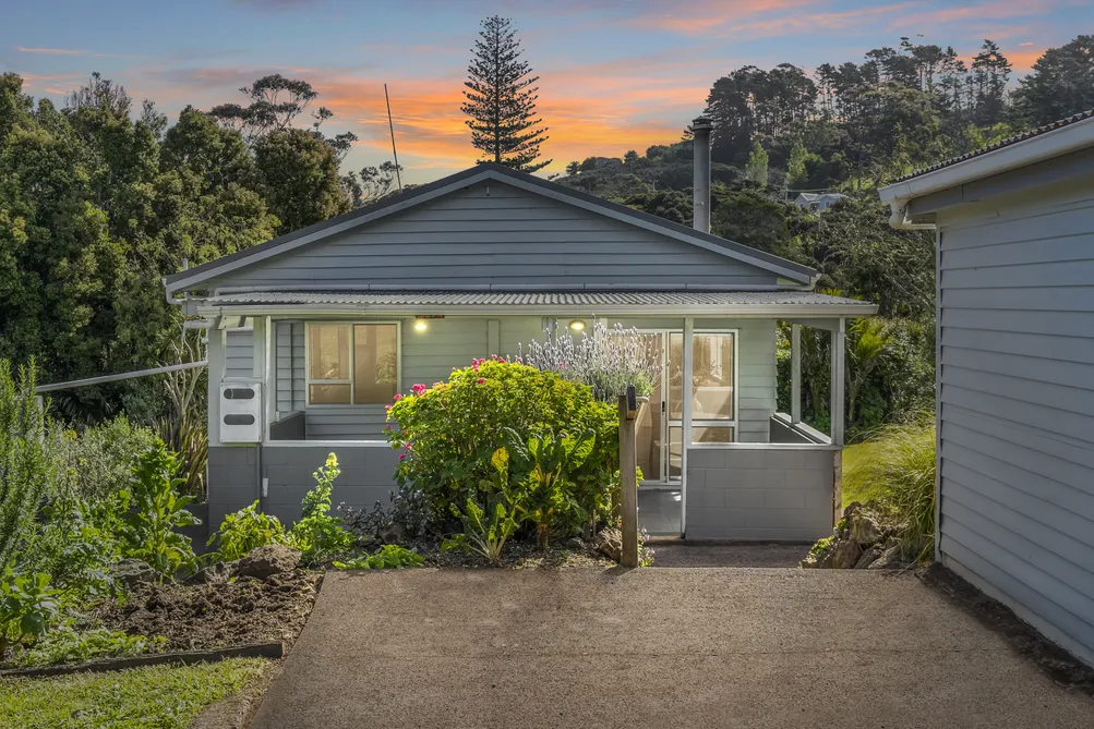 No One Stops A Summer Cottage 