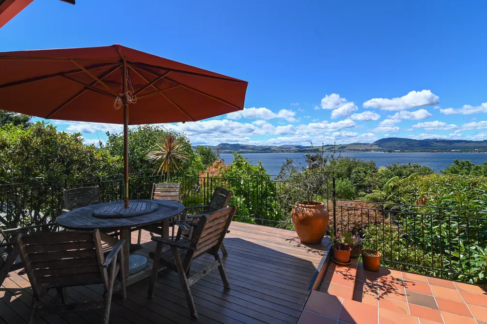 Private Living with Expansive Lake Views