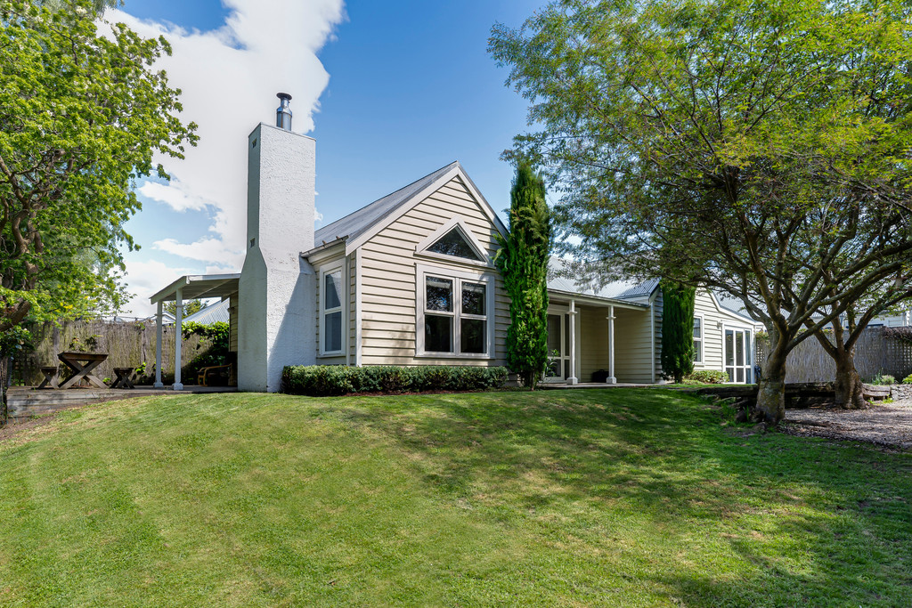 Quintessential Arrowtown Cottage