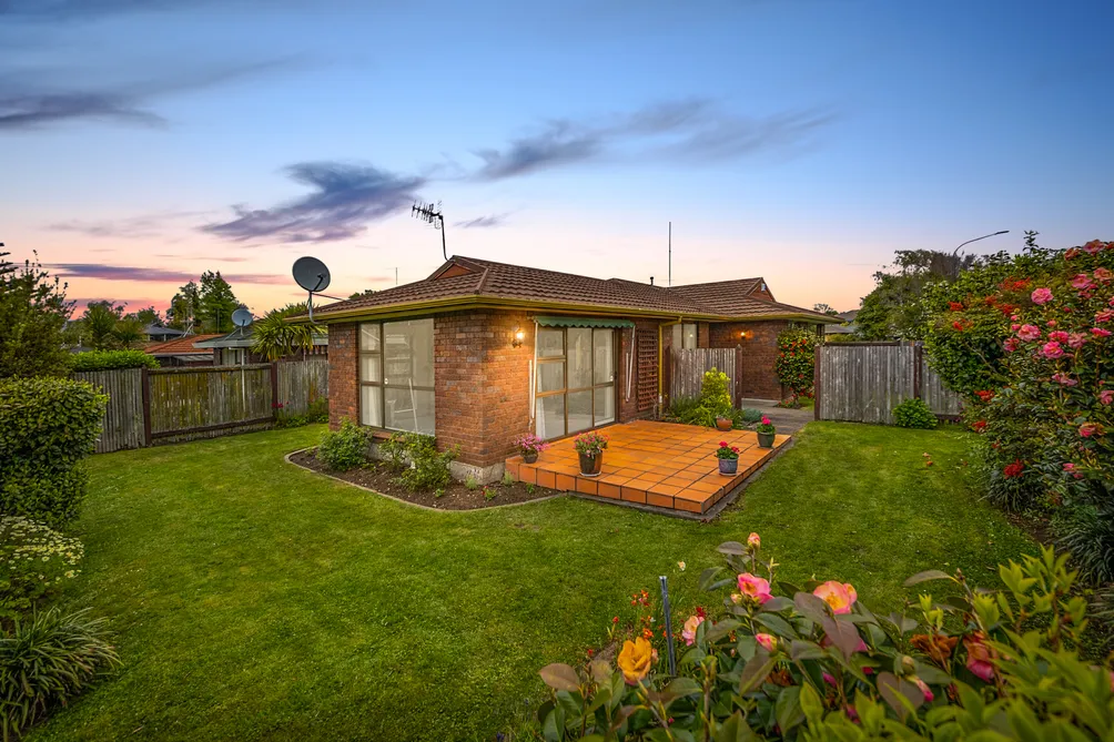 Hokowhitu Village Townhouse - Prudent For All Ages