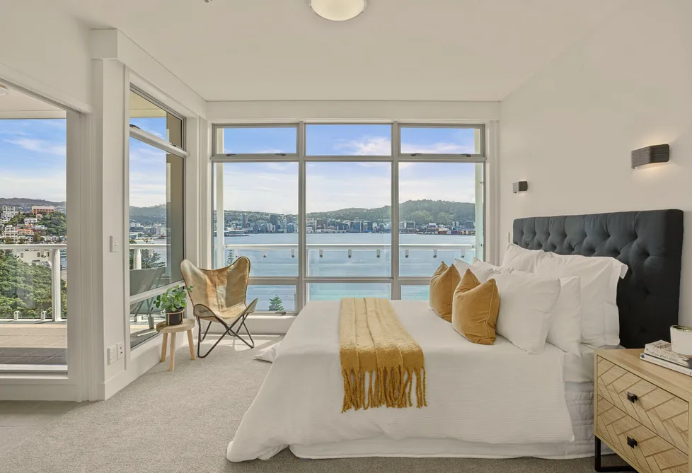 PENTHOUSE ON ORIENTAL PARADE