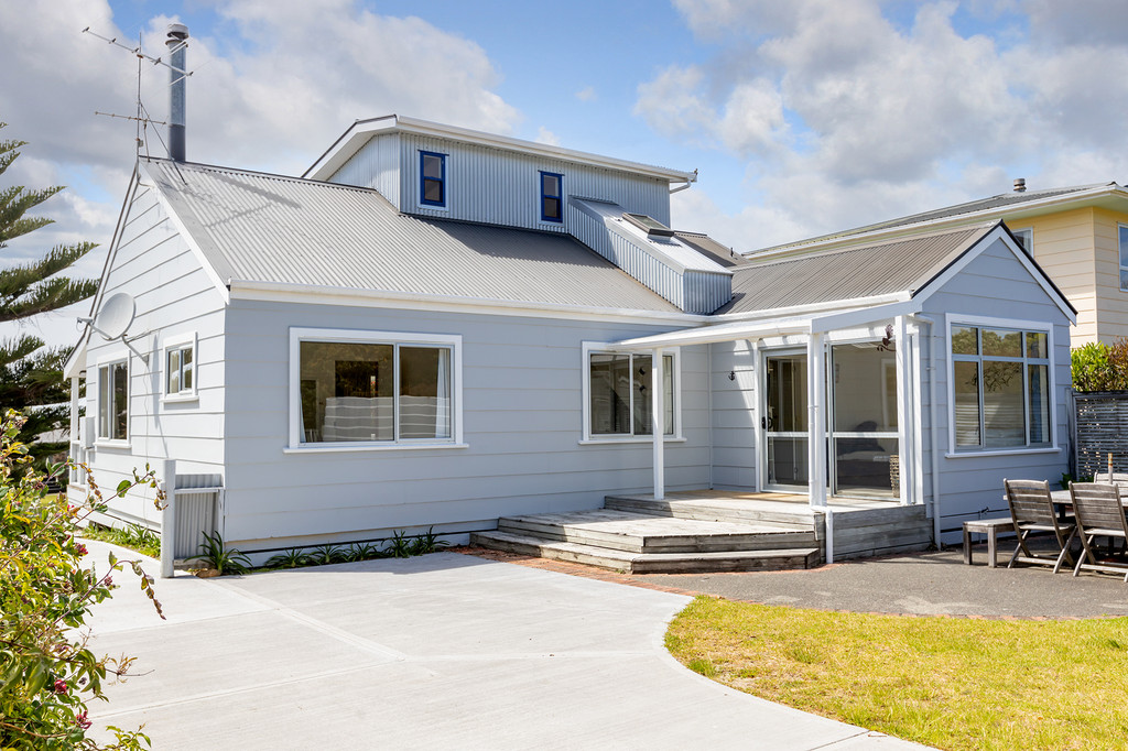 Immaculate with Ocean Views