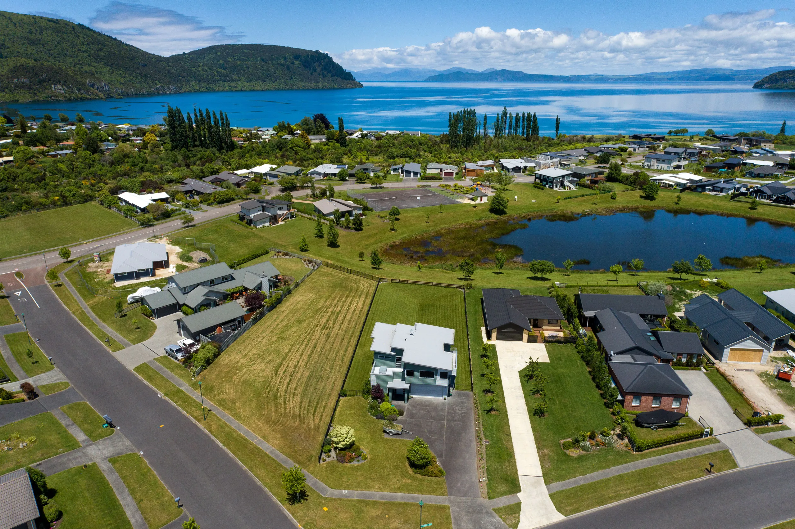 84 Montgomery Crescent, Kinloch, Taupo