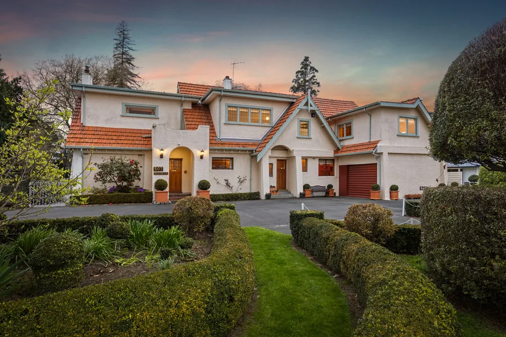 SOLD - Expansive Park Setting, Premium Residence