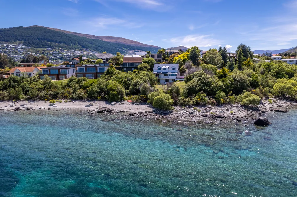 Kelvin Heights Lakefront Opportunity