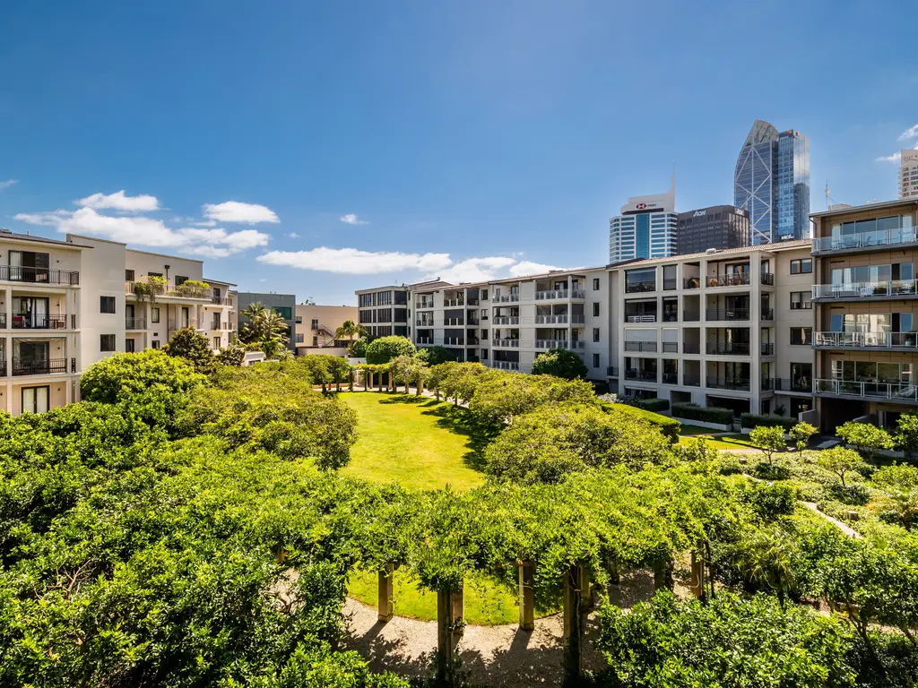 2B-11-15 Pakenham St East-03