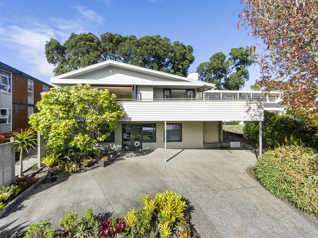 8 Saratoga Ave-02