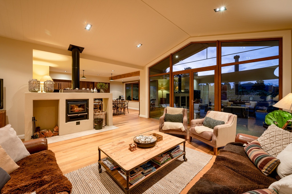 Wanaka Retreat NZ Sotheby’s Realty QBS12883