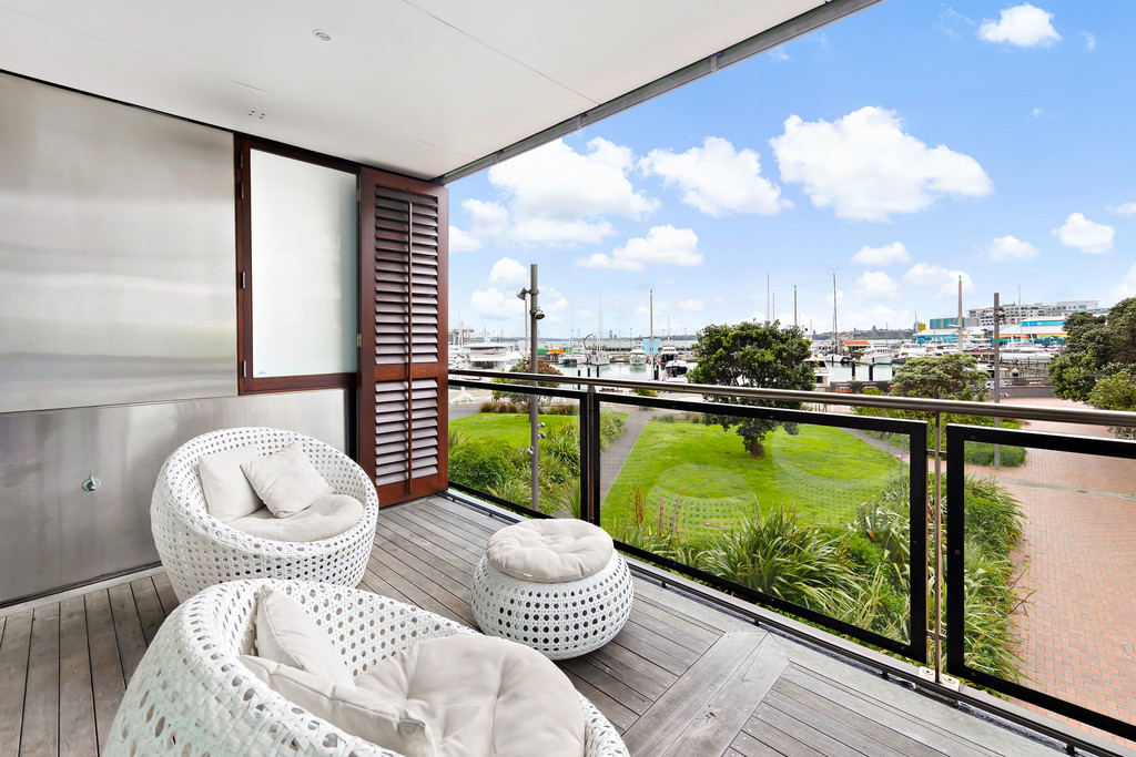 Premium Waterfront Position