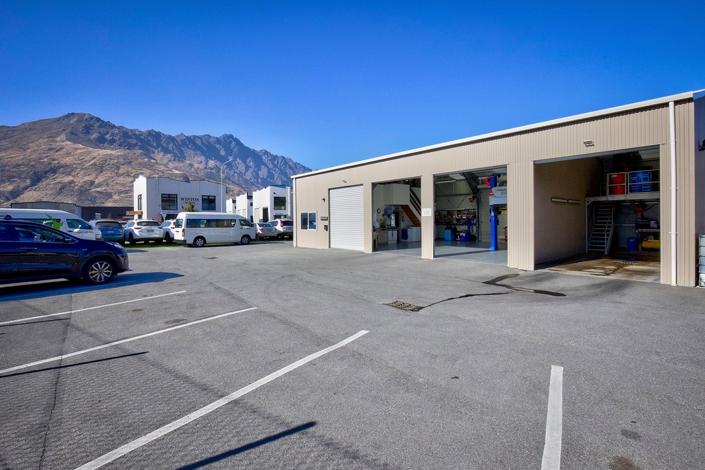 Glenda Drive Commercial Freehold