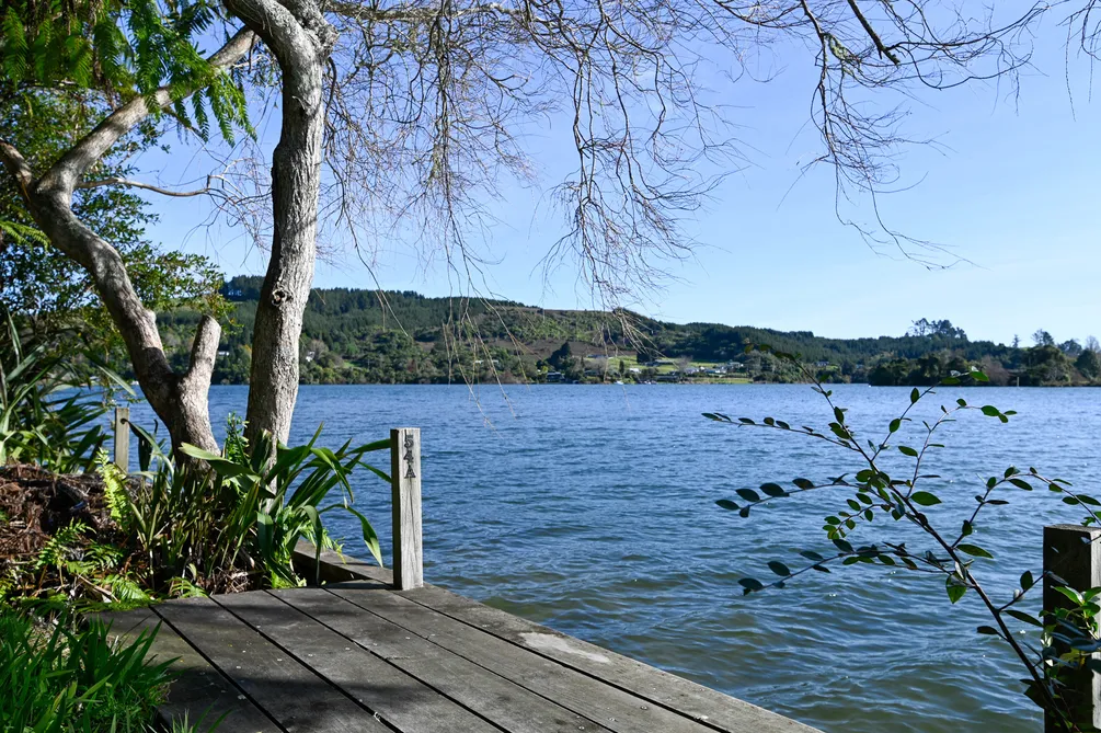 Freehold Lake Rotoiti - Private Jetty