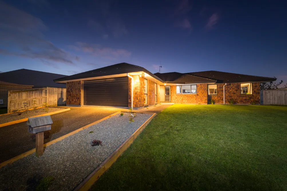 Traditional Brick Home in Neighbourly Community