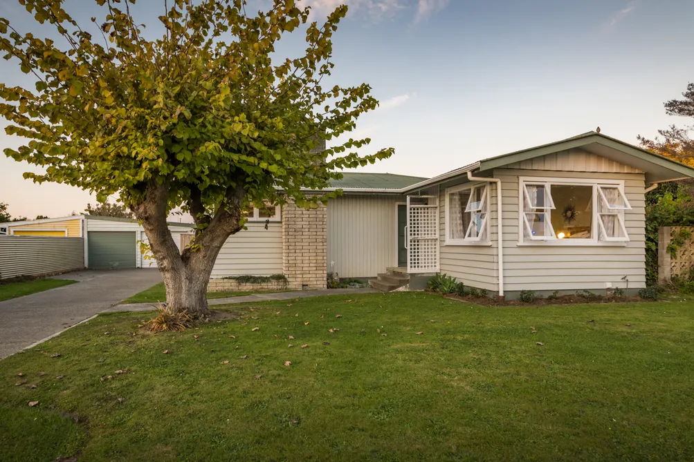 Amazing Value - Reduced to $620,000 Plus