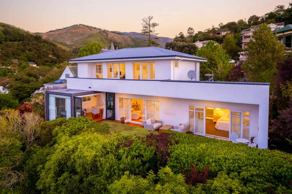Elevated, easy living in coveted central location