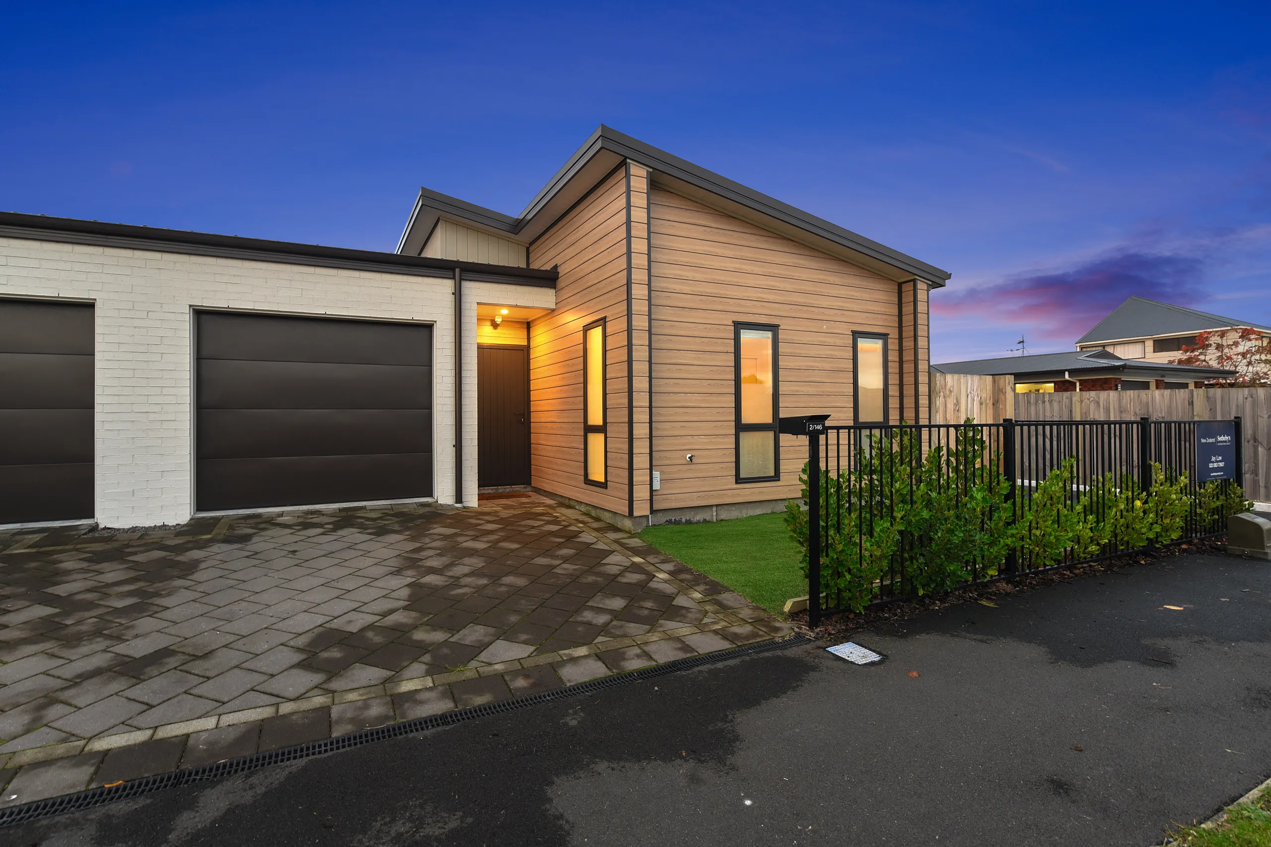 2/146 Sandwich Road, Saint Andrews, Hamilton City