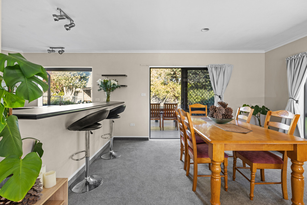 Vendors Moving On, Make this Home Yours 