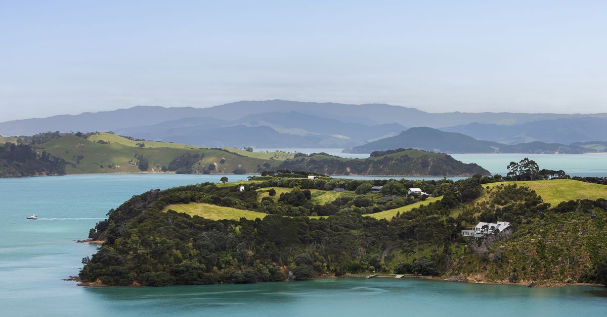 729 Orapiu Road, Waiheke Island, Waiheke Island | NZ Sotheby’s Realty ...