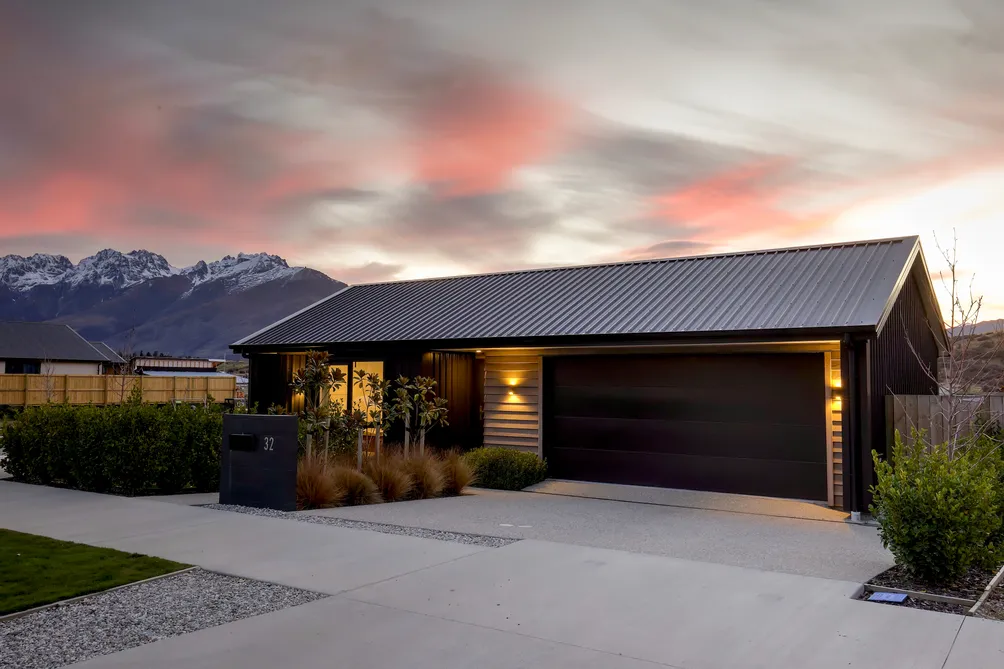 A Handsome Home in Hanley's Farm