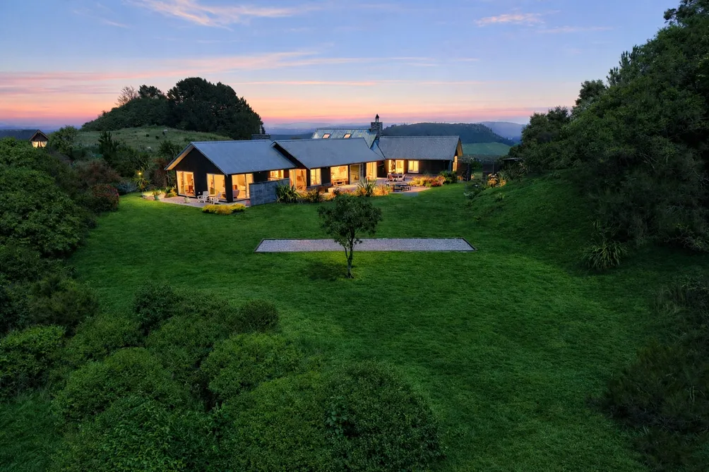 Elevated Living with Panoramic Lake and Mountain Views
