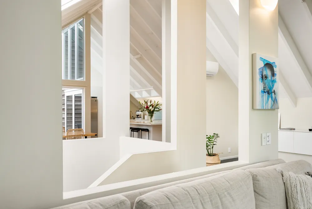 Vacant Possession. Simon Carnachan Designed Home