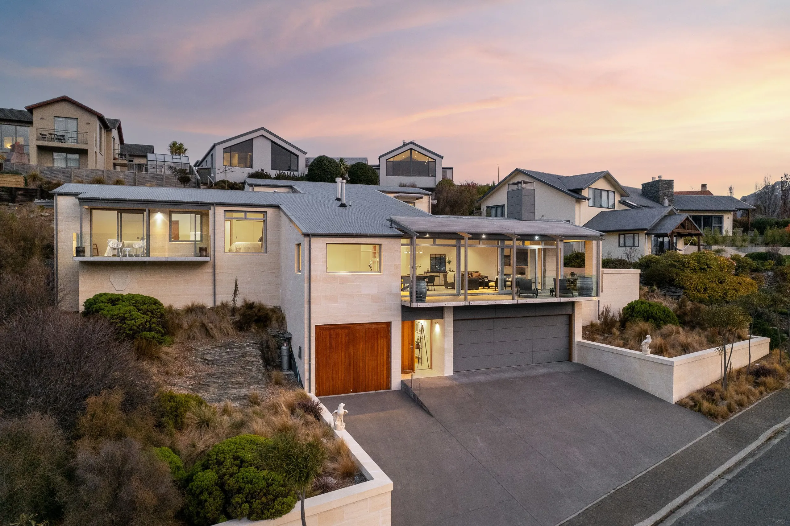 4 Elizabeth Place, Kelvin Heights, Queenstown