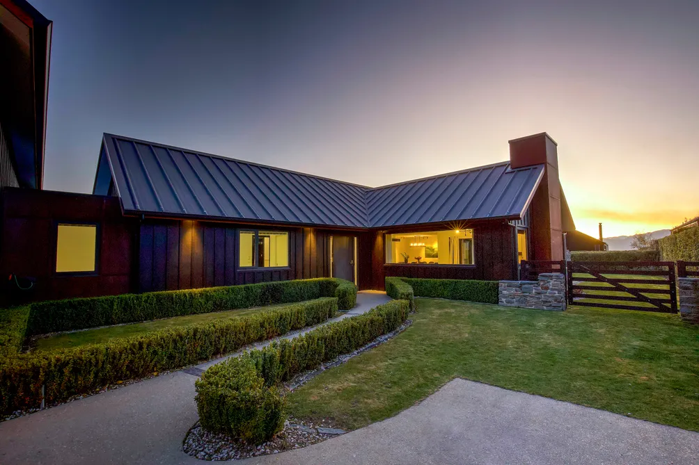 SOLD BY GERARD AND HADLEY. 