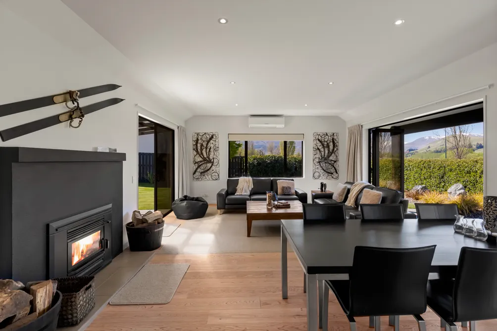48 Ferry Hill Drive, Quail Rise, Queenstown | NZ Sotheby’s Realty ...