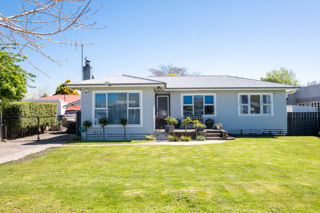 Good Buying, Great Living!