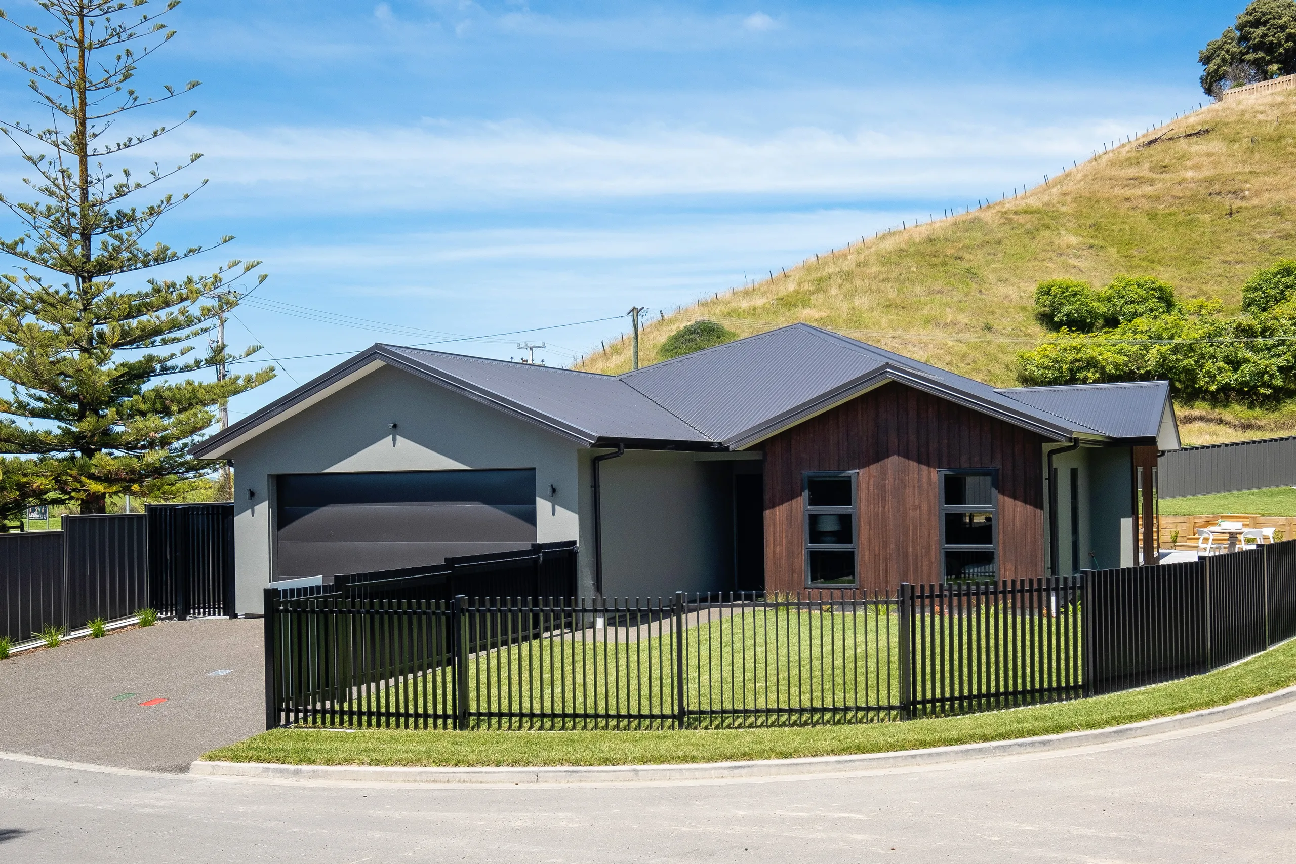 69 Oak Road, Poraiti, Napier