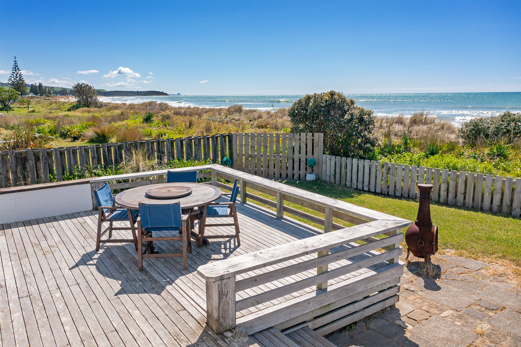 Absolute Beach Front!