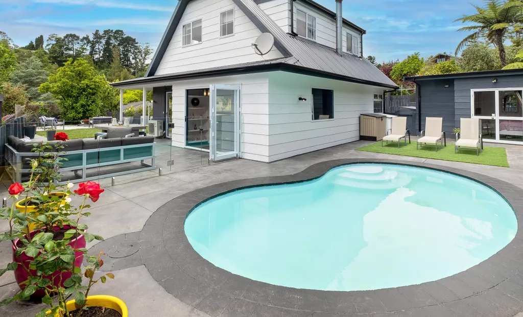 Heavenly Pool plus Plenty Surprises  