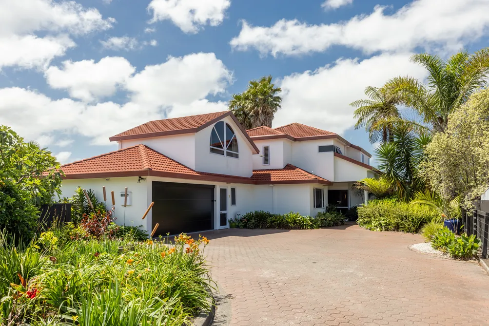 Limited Opportunity: Elegant Oasis Awaits!