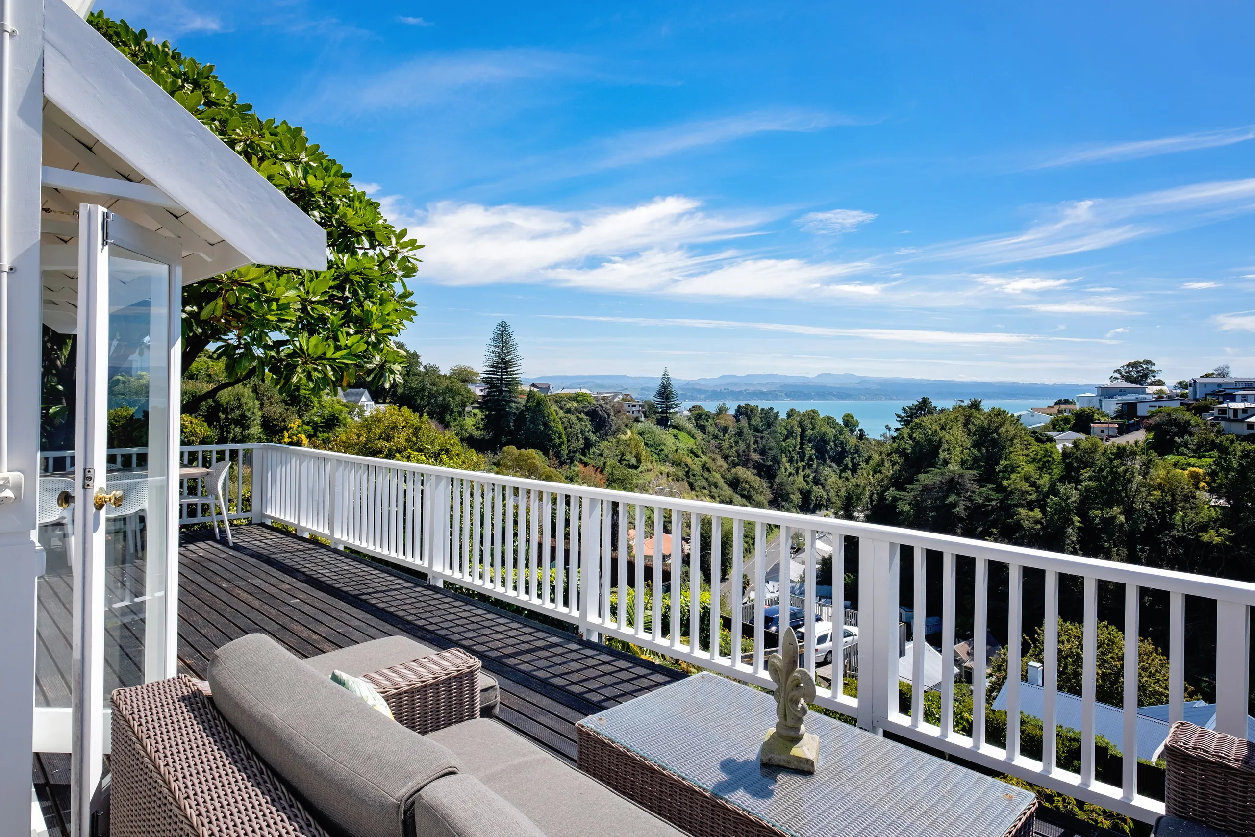 9 Lincoln Road, Bluff Hill, Napier