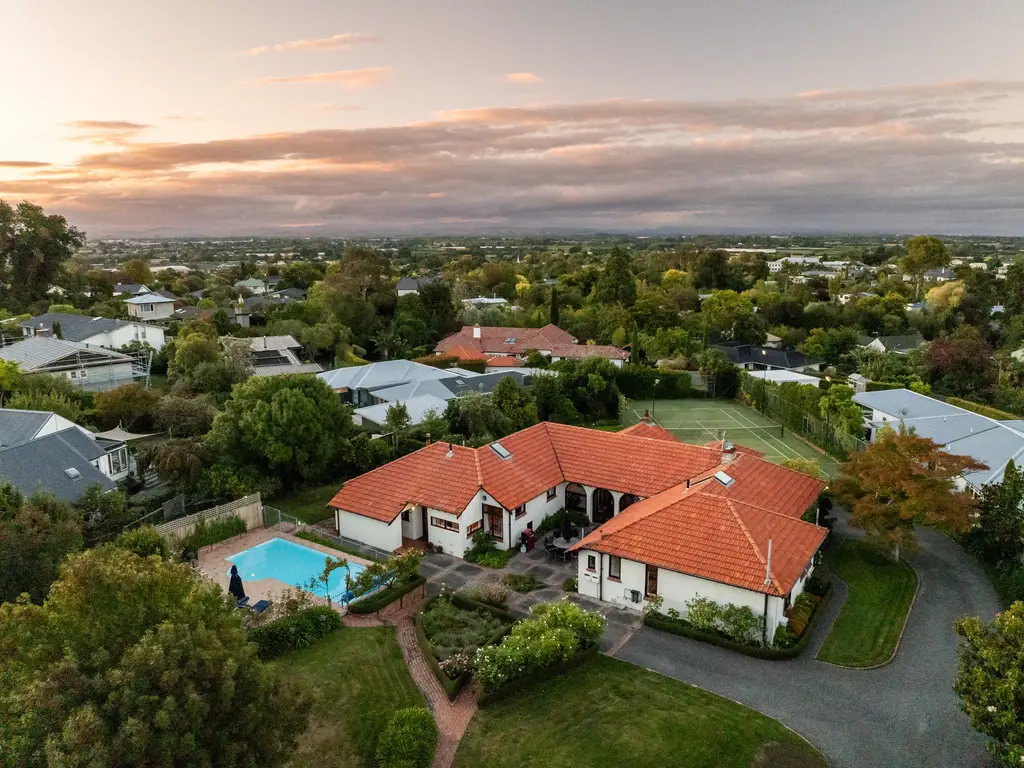 35 Greenwood DRONE TWILIGHT-2