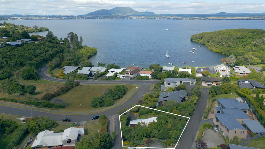 Eye Catching Location Near Waters Edge