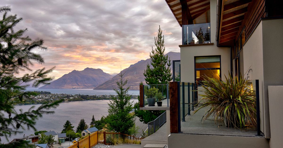 32 Highview Terrace, Queenstown Hill, Queenstown NZ Sotheby’s Realty