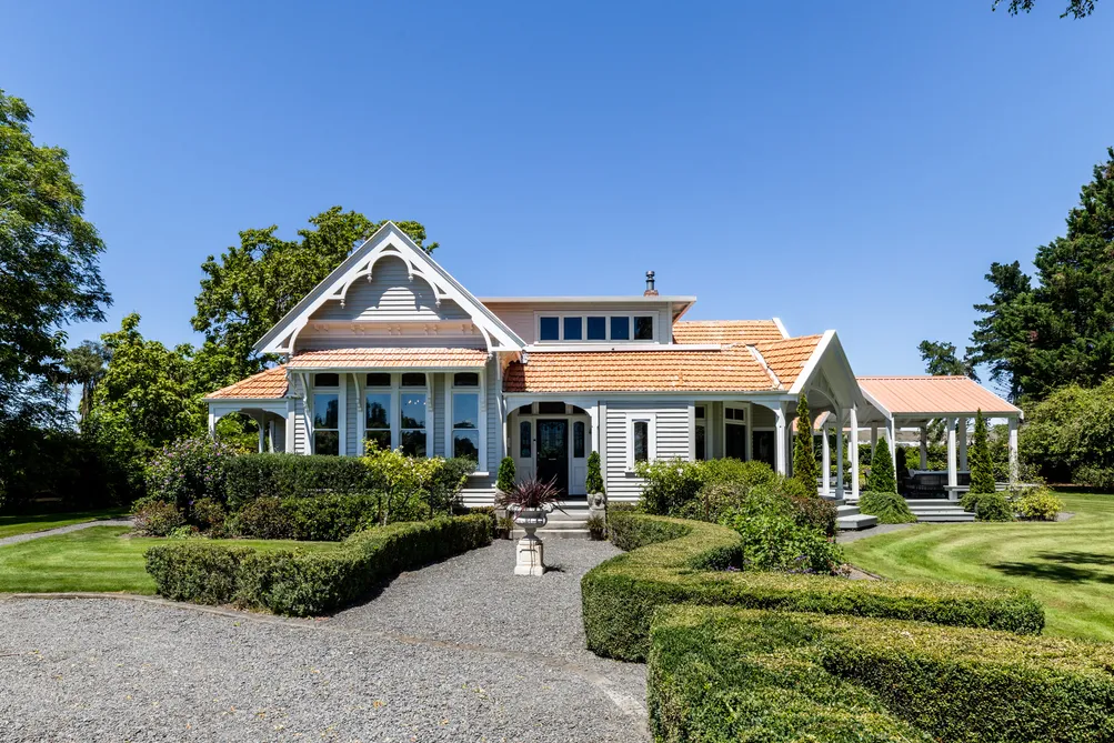 Timeless Elegance, Desirable Lifestyle