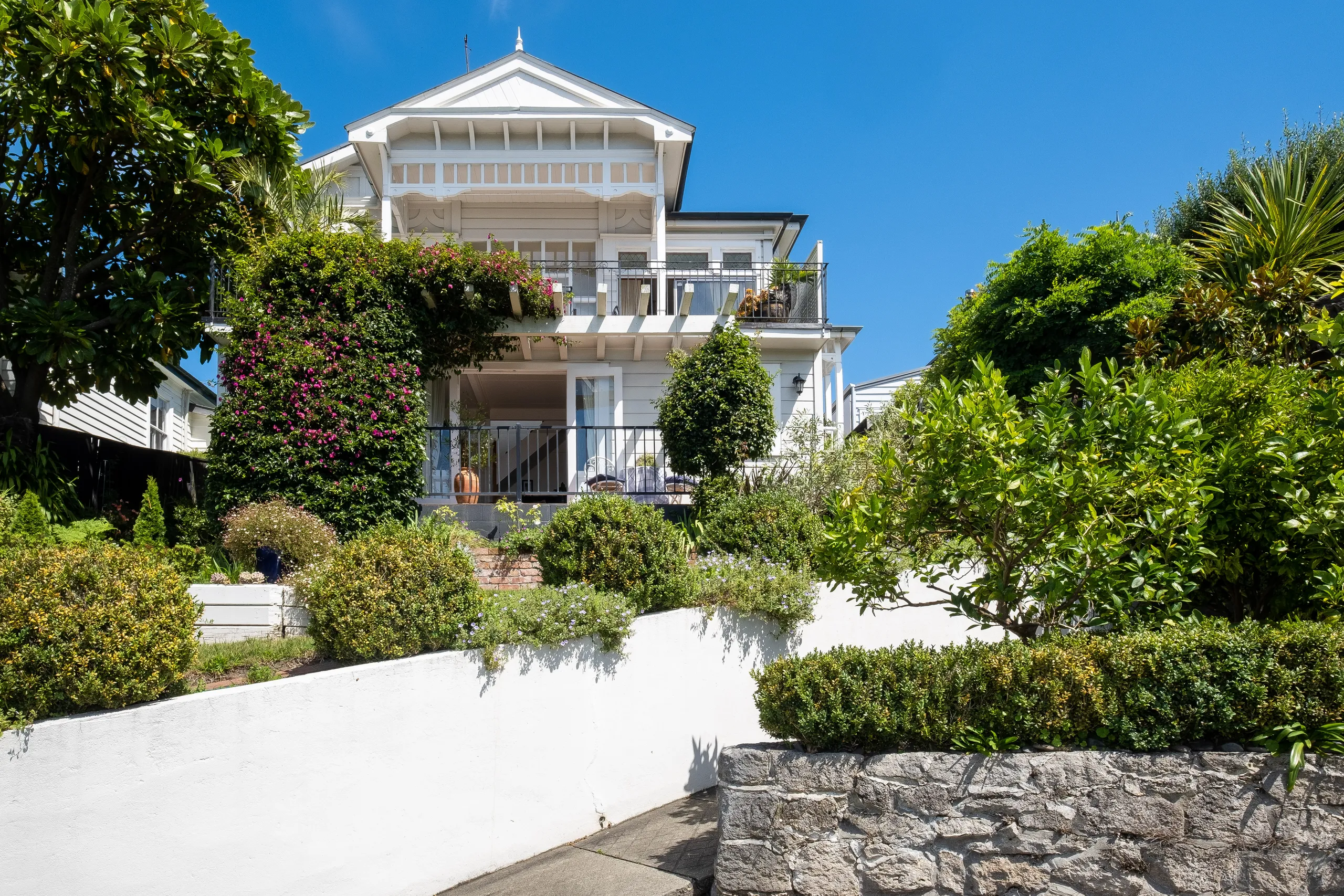 11 Lincoln Road, Bluff Hill, Napier