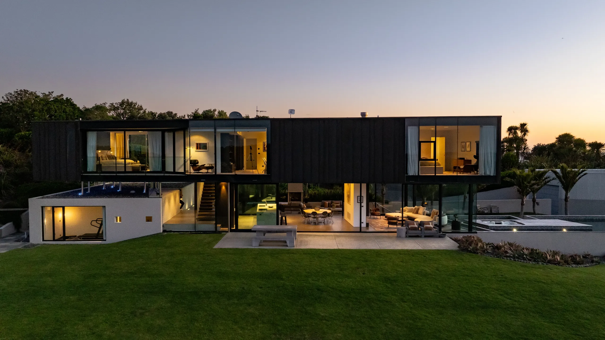 89 Nick Johnstone Drive, Oneroa, Waiheke Island
