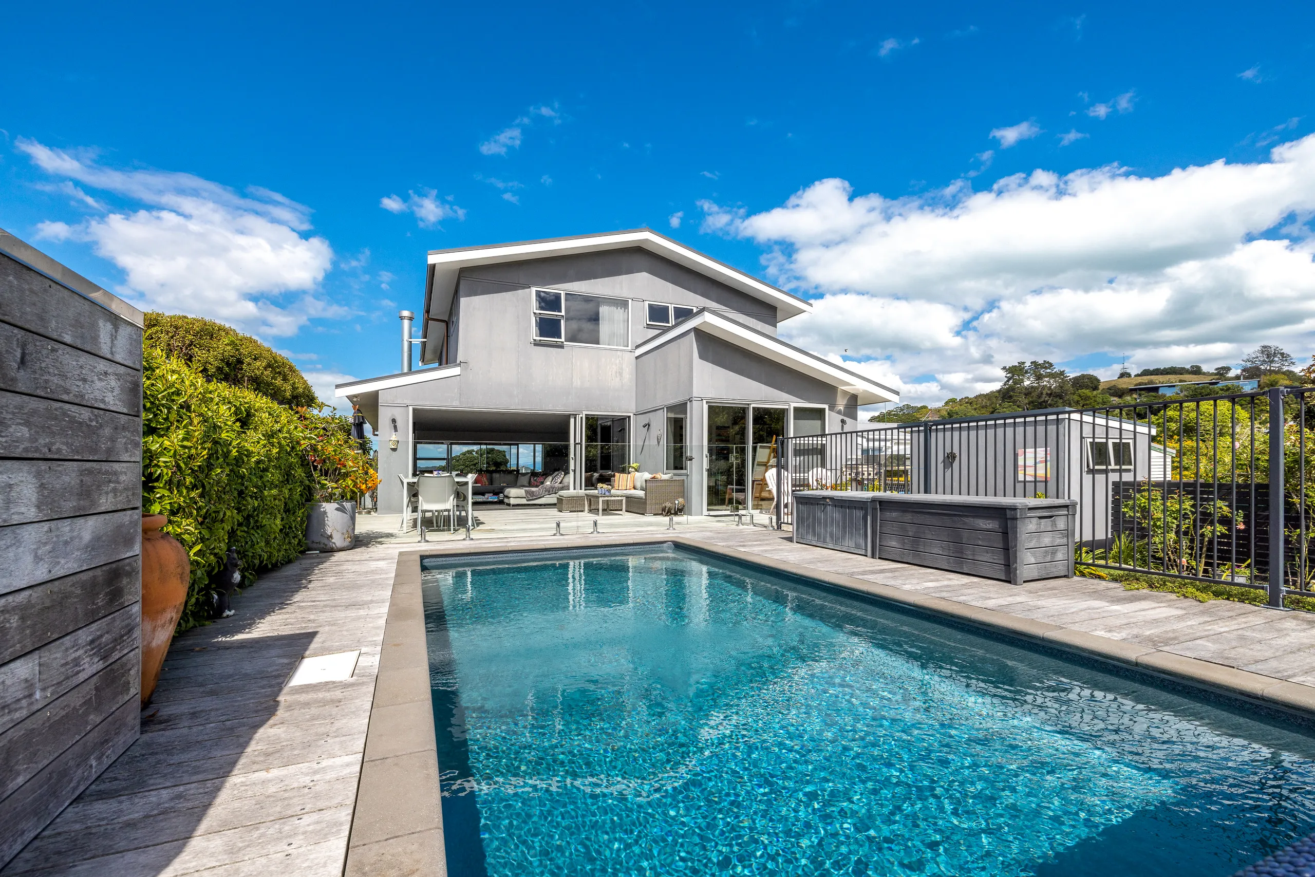 9 Wattle Road, Oneroa, Waiheke Island